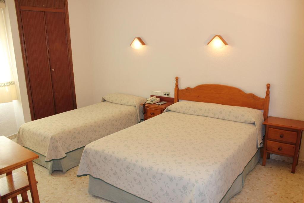 Hotel Abadi Córdoba Pokoj fotografie